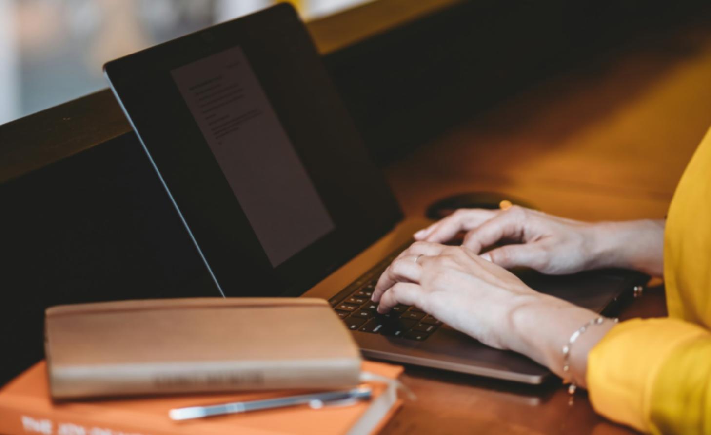 Detailed keyword ranking chart with trend analysis